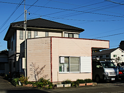 市川電機、西から見た事務所